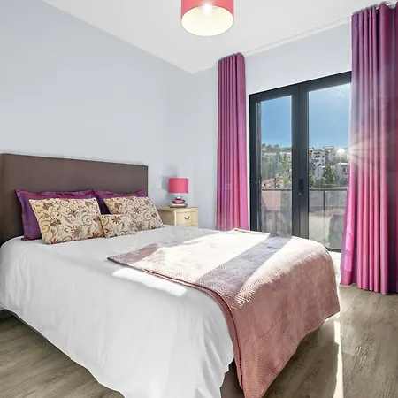 Semesterbostad Mimi House - Free Parking