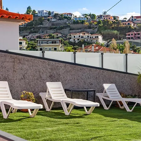 Mimi House - Free Parking Feriehus Funchal (Madeira)