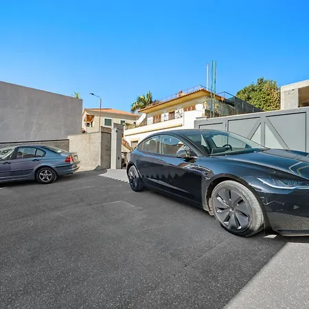 Ferienhaus Mimi House - Free Parking Funchal (Madeira)