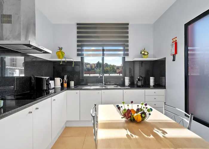 Mimi House - Free Parking * Фуншал